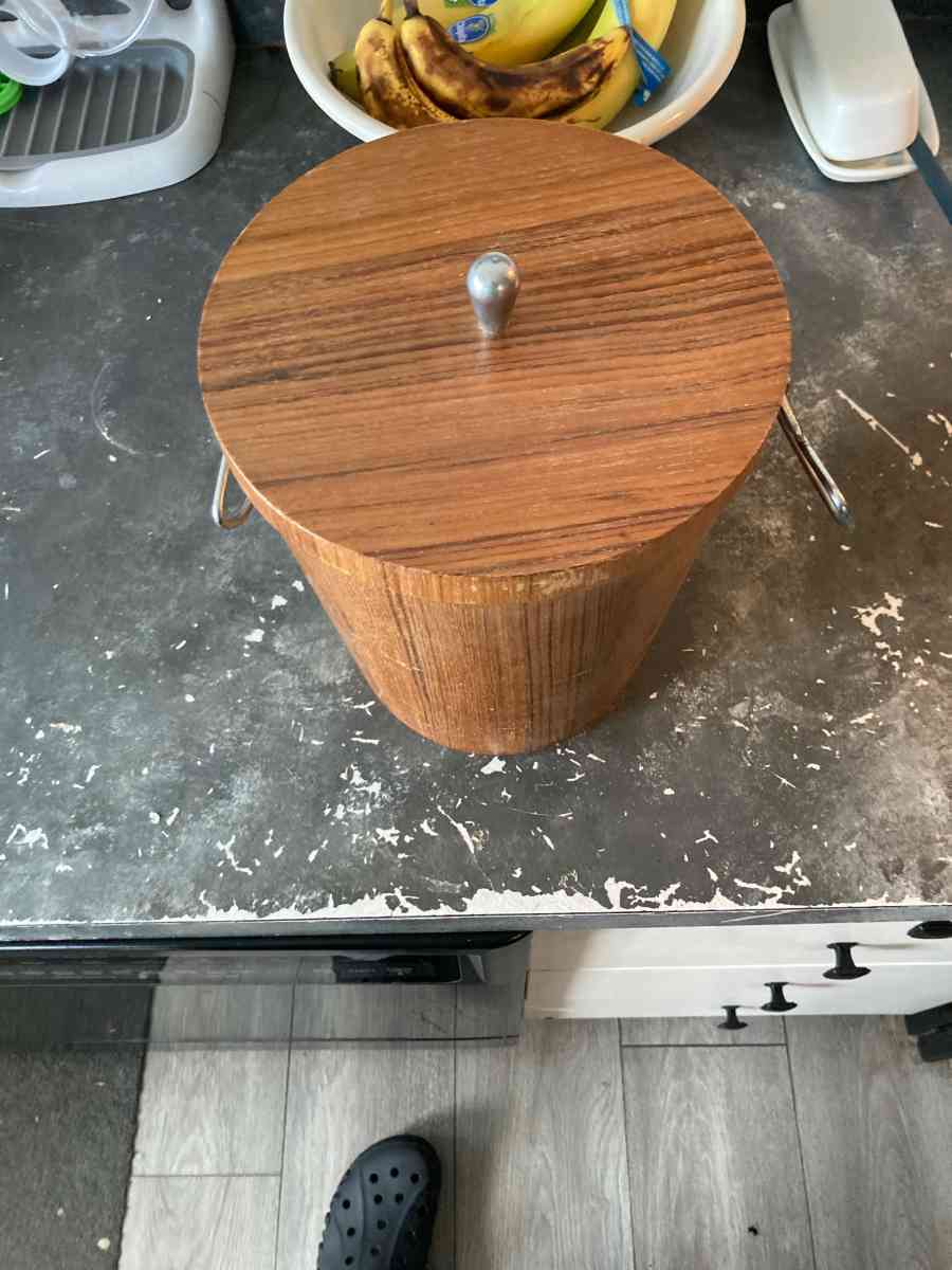 Vintage WoodWrapped Ice Bucket - Essington, Pennsylvania