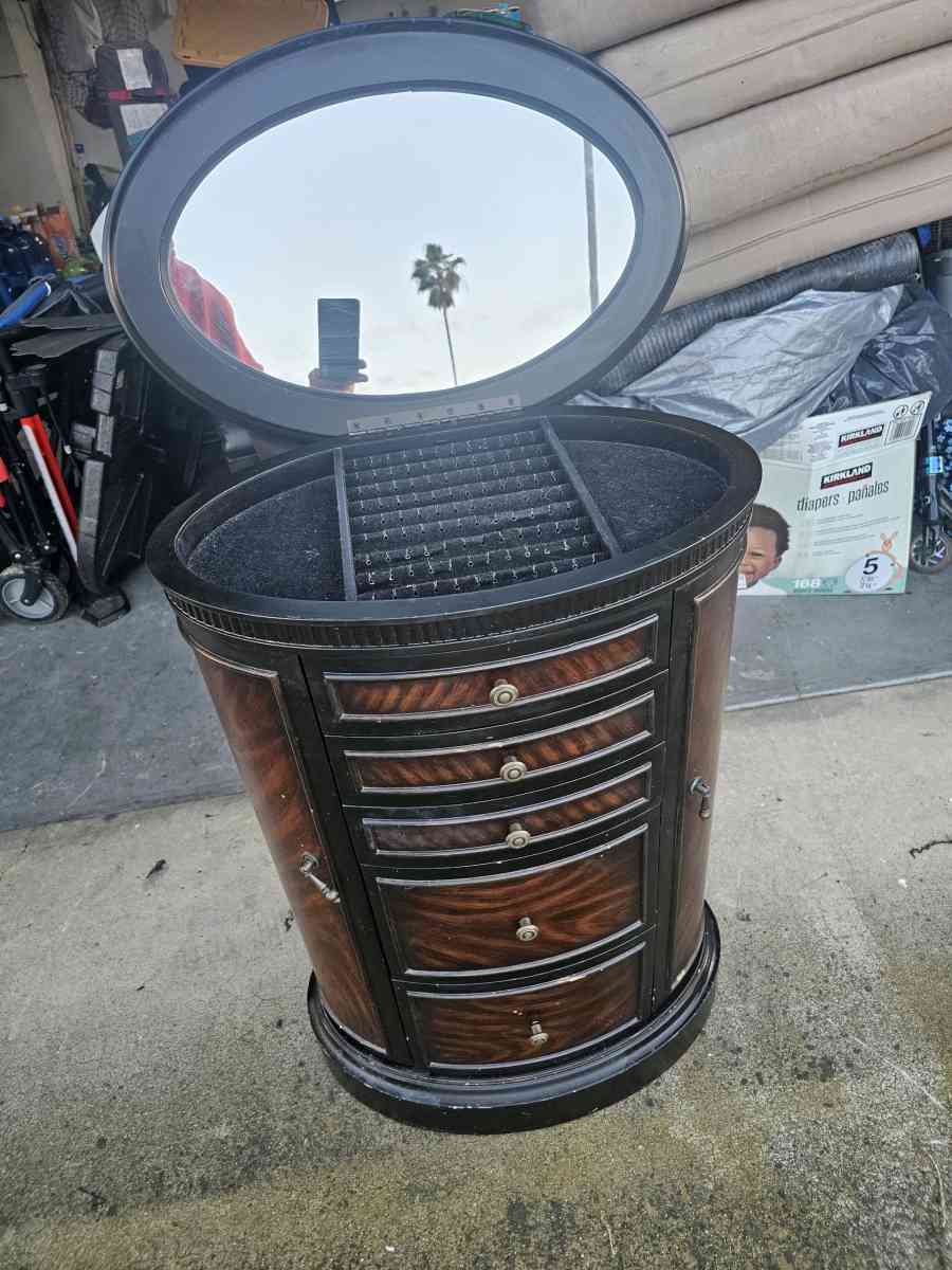 jewelry cabinet - Roseville, California - FleaMarketBay