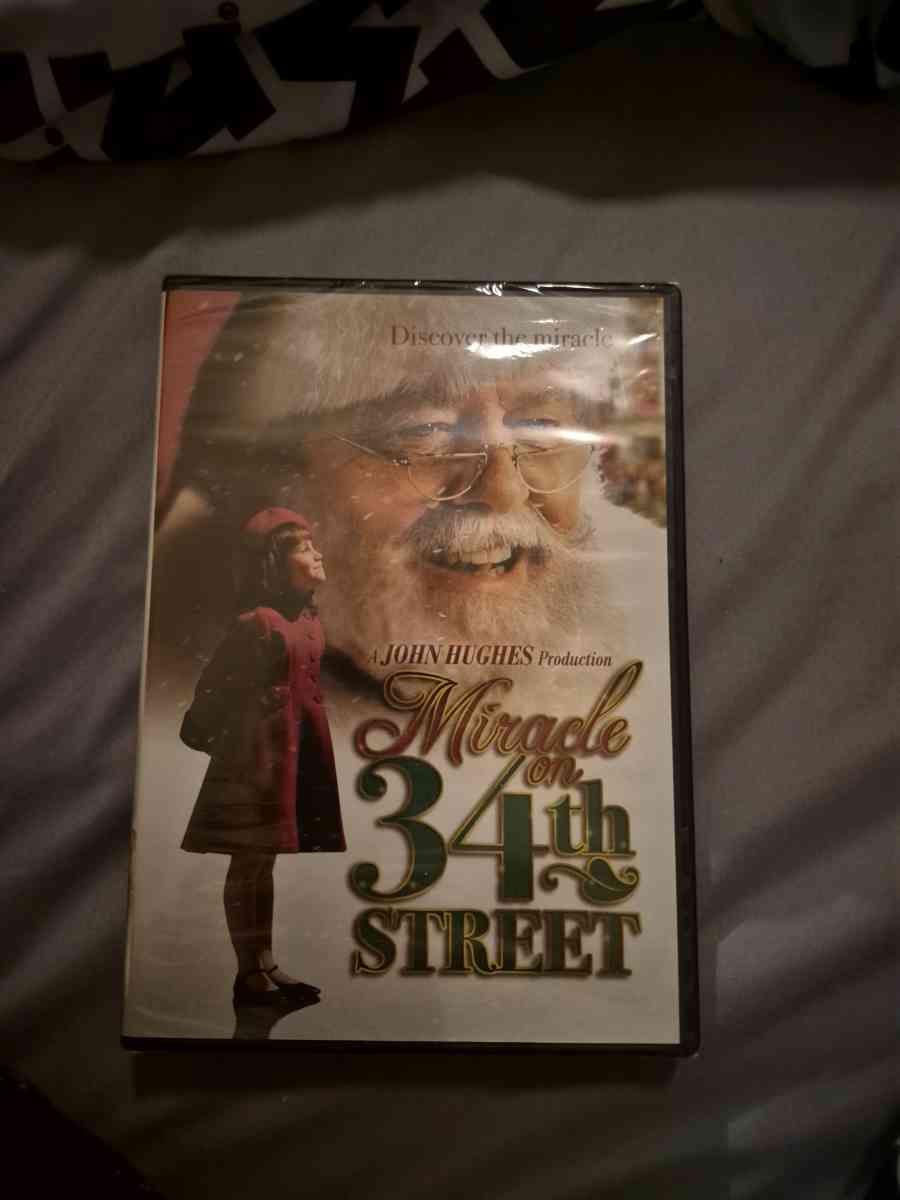BRAND NEW SEALED Miracle On 34th Street DVD - New Baltimore, Michigan