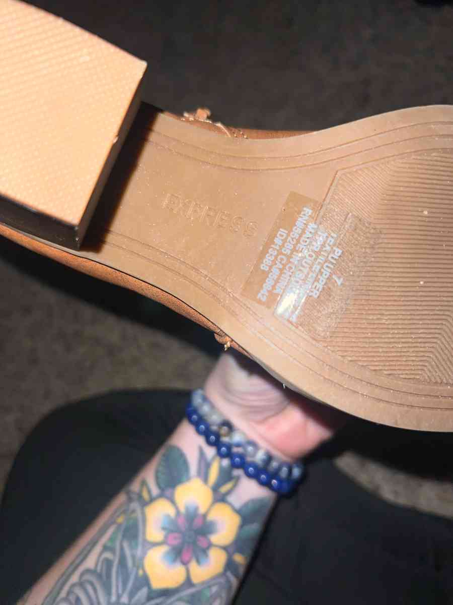 Express Brown Leather Ankle Booties - Lithia Springs, Georgia - FleaMarketBay