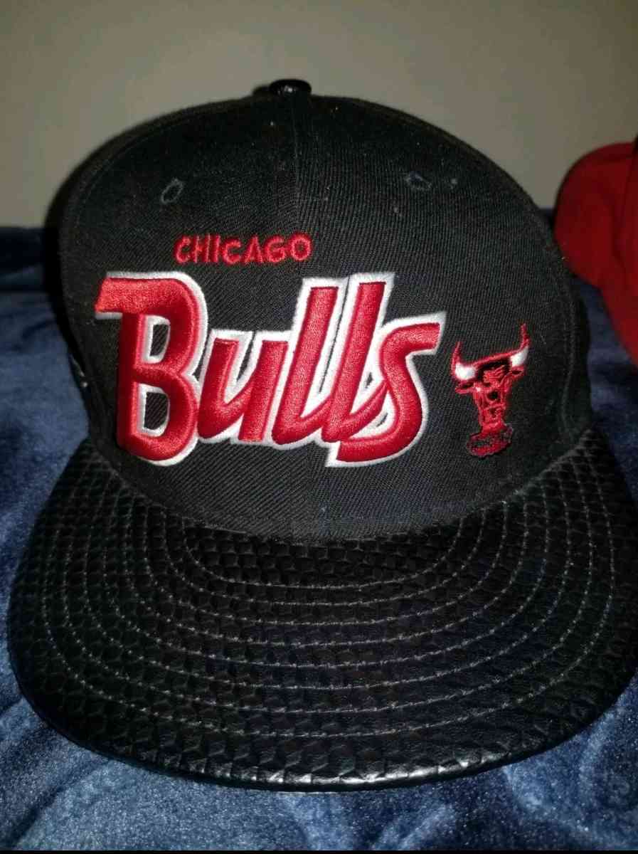 Lot of 3 Basketball Caps Chicago Bulls Pirates Chicago Bulls - Chicago Ridge, Illinois - FleaMarketBay