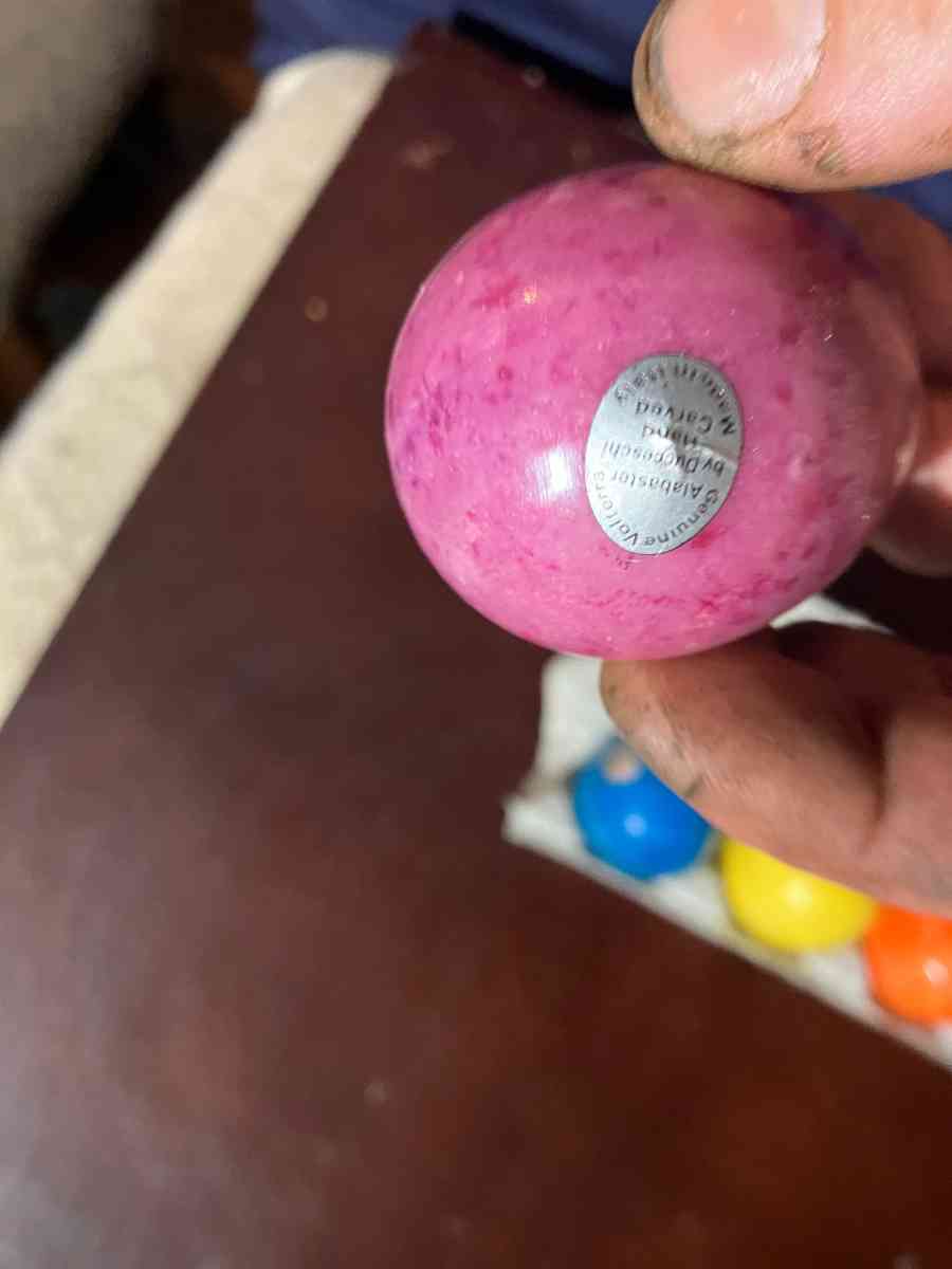 hand carved alabaster eggs - Acme, Louisiana - FleaMarketBay