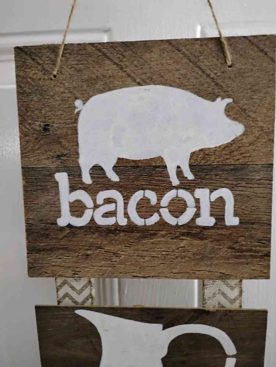 Farmhouse Wooden Kitchen Wall Sign - Phenix City, Alabama - FleaMarketBay