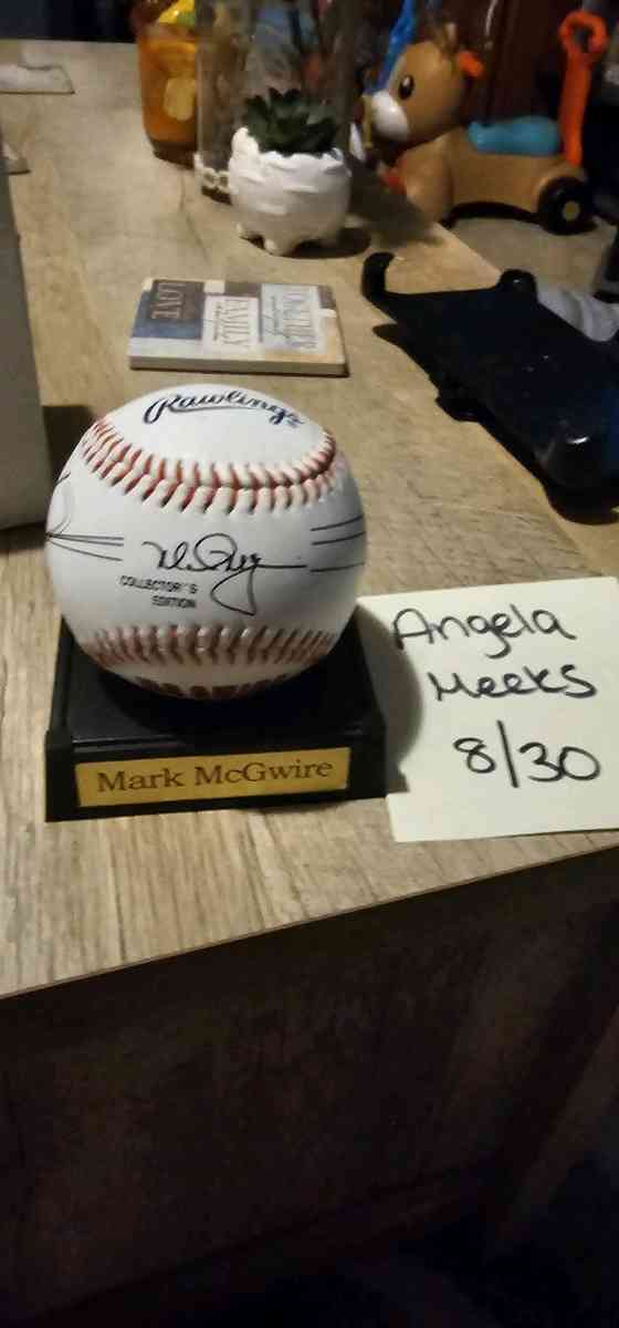 Mark McGwire Replica Signature Baseball w Card - Benson, North Carolina - FleaMarketBay