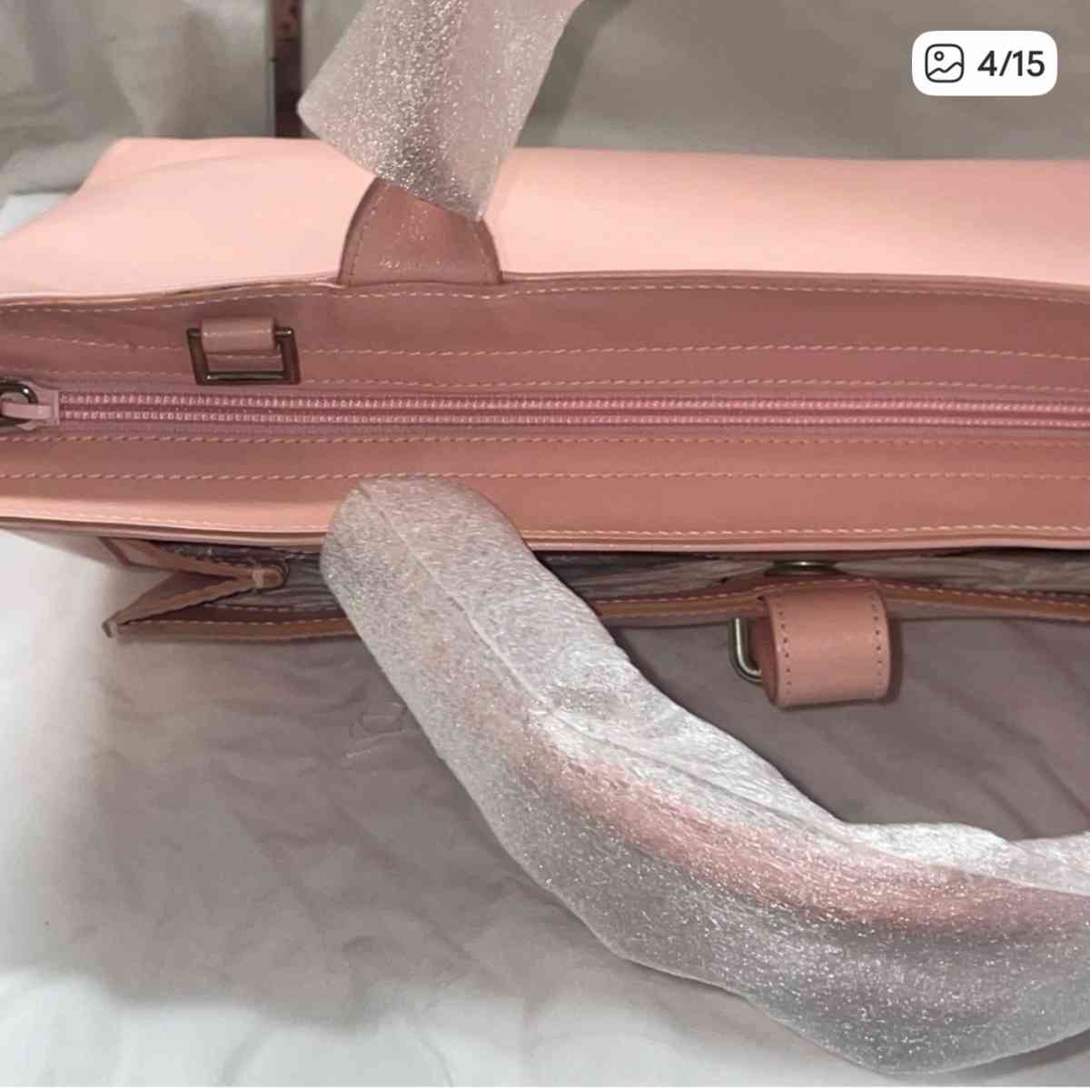 Furla rectangular pink purse - Ridgewood, New York - FleaMarketBay