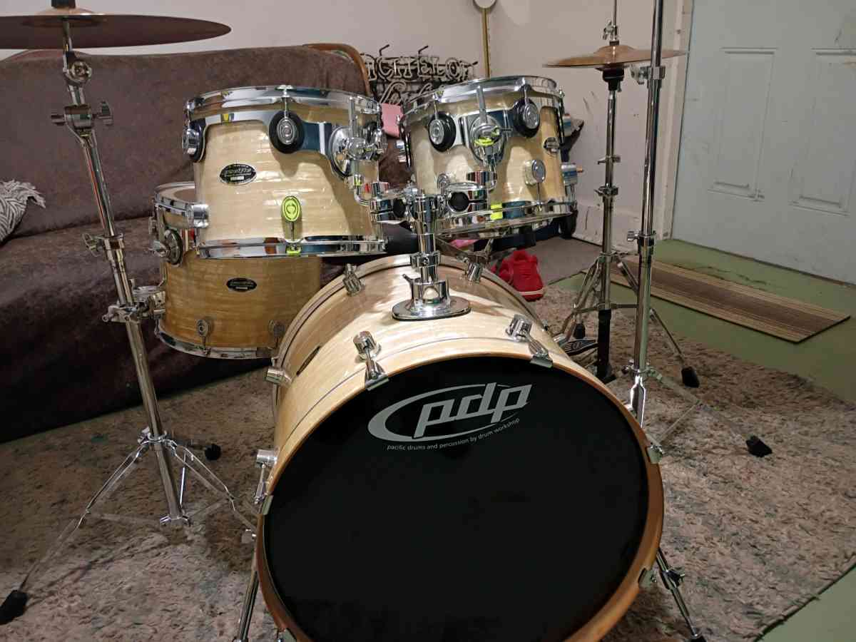 pacific pro drumset - Titusville, Florida - FleaMarketBay