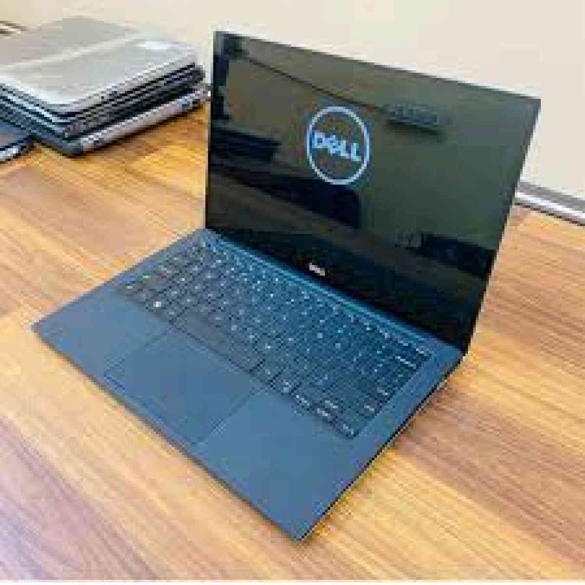 Dell xps Touchscreen windows 11 ultraportable laptop - Denver, Colorado