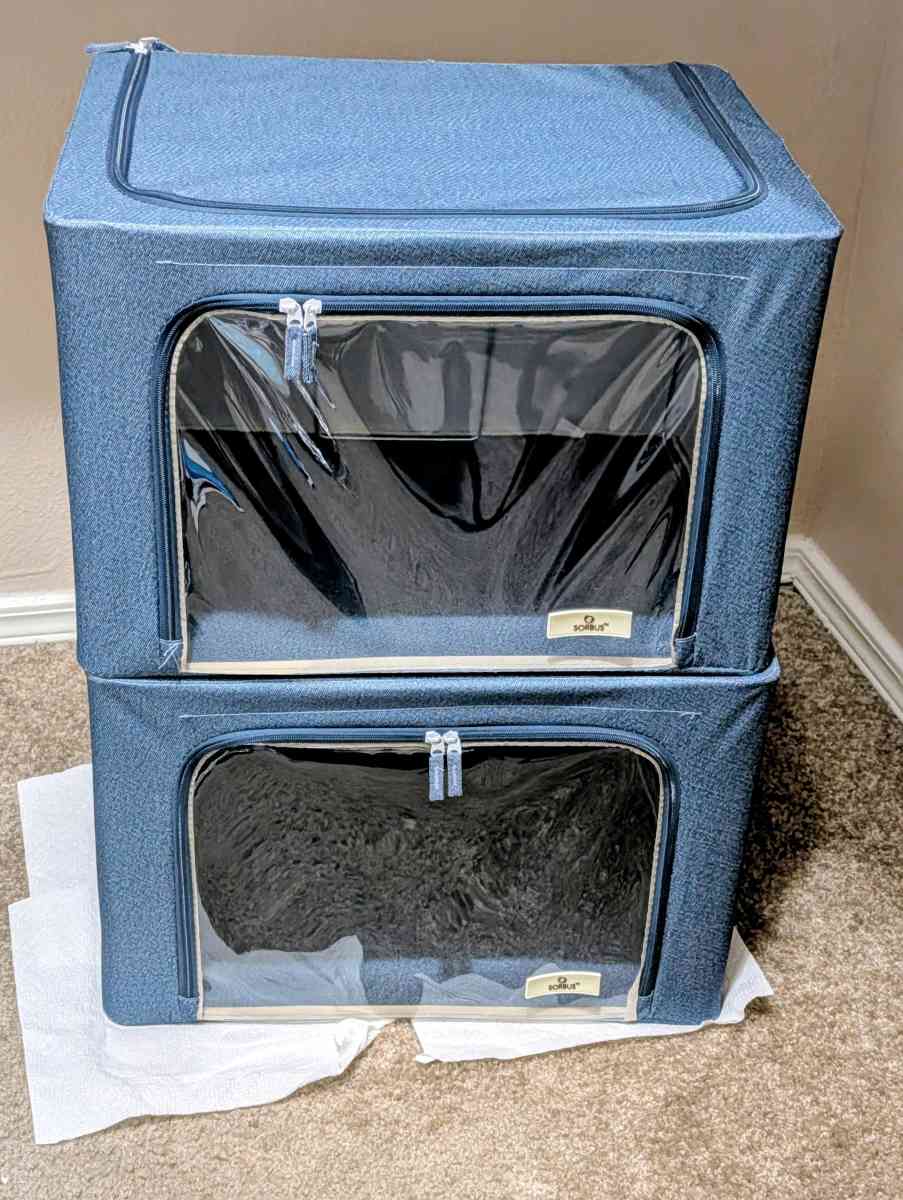 Stackable Storage Bins with metal frames set of 4 - Irving, Texas - FleaMarketBay