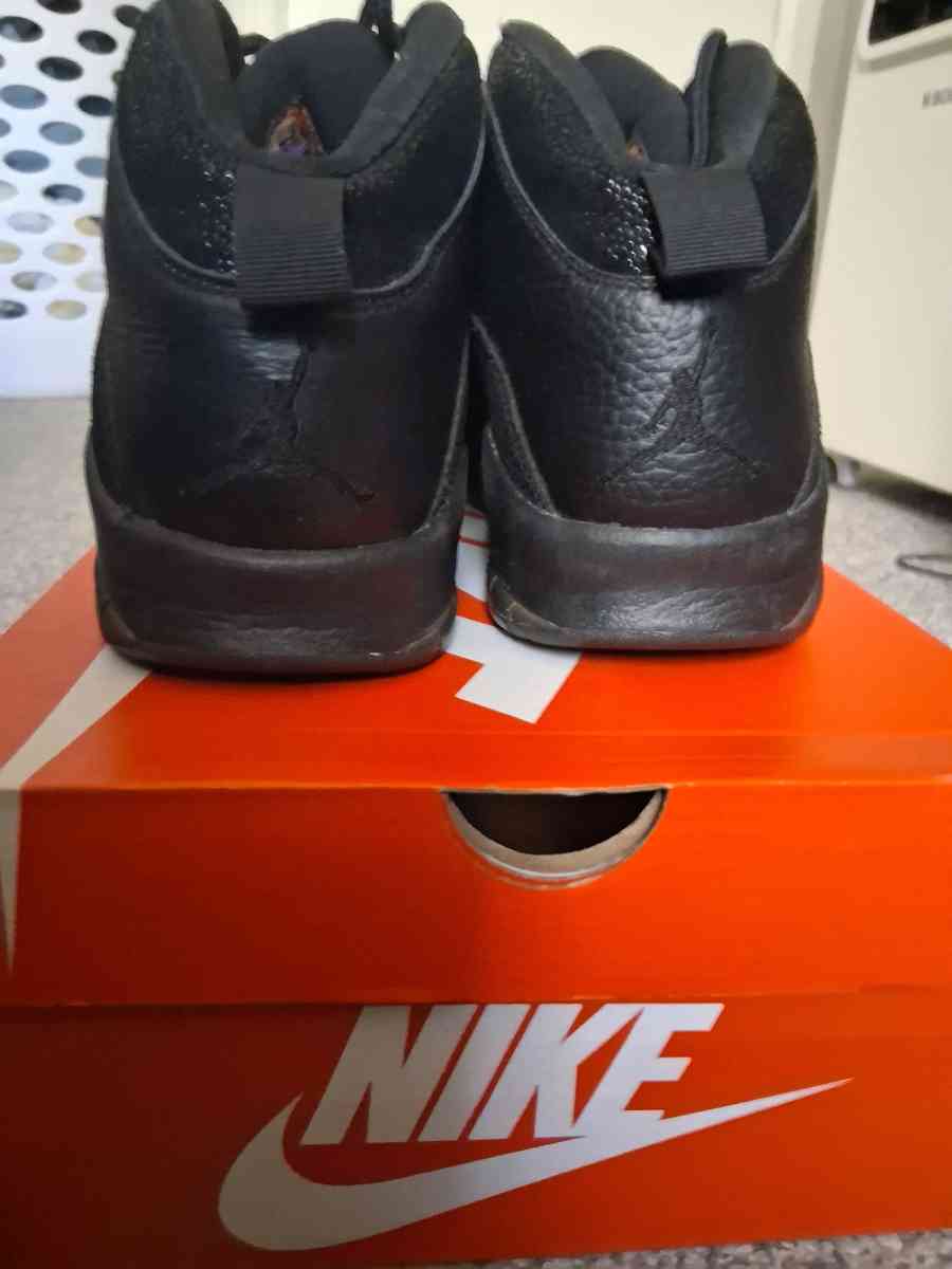 black ovo 10s - Aurora, Colorado - FleaMarketBay