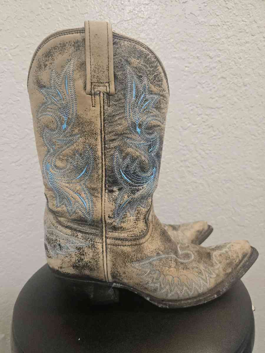 Corral Womens R1963 Distressed Cowboy Boots
