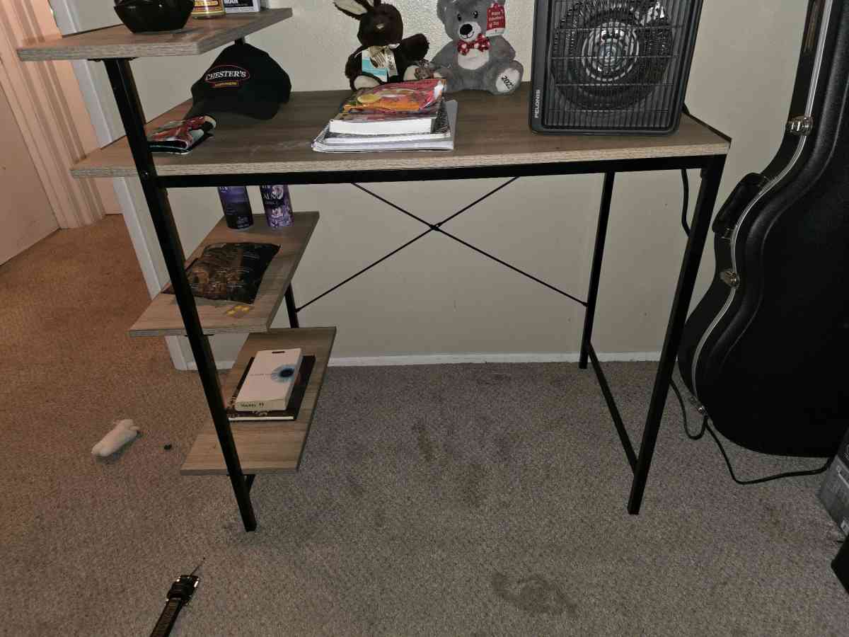 2Desks 1Long table - San Antonio, Texas