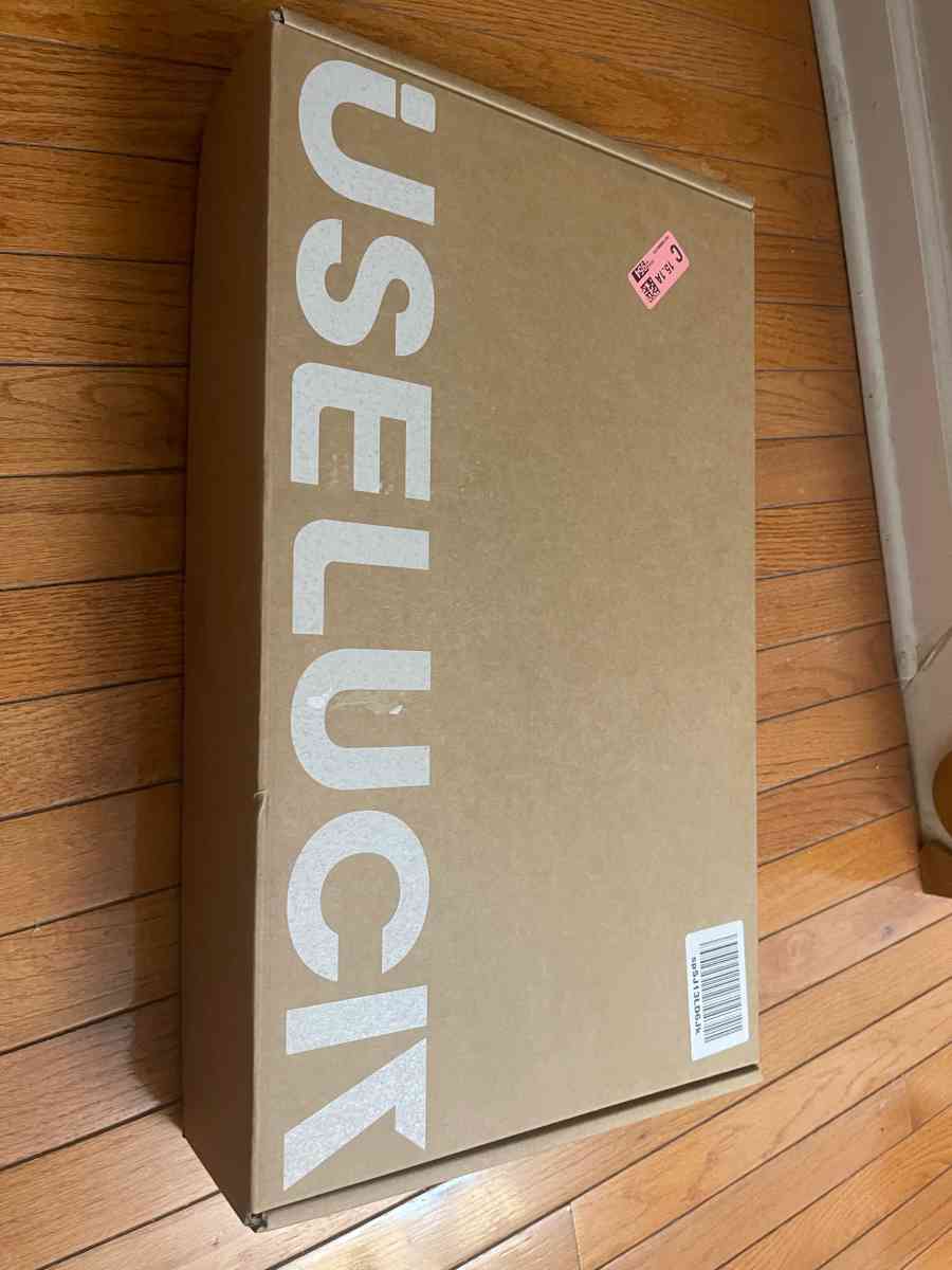 105 Inch38QT Ceramic Pan with Lid - Cherry Hill, New Jersey - FleaMarketBay