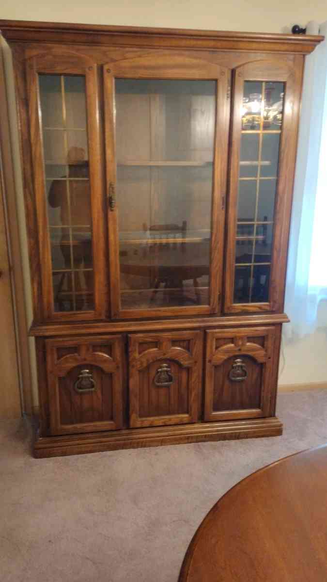 oak hutch