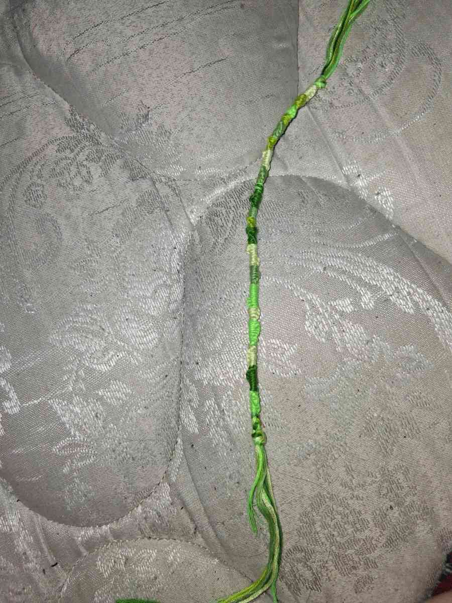 hand made friendship bracelet - Lee, New Hampshire - FleaMarketBay