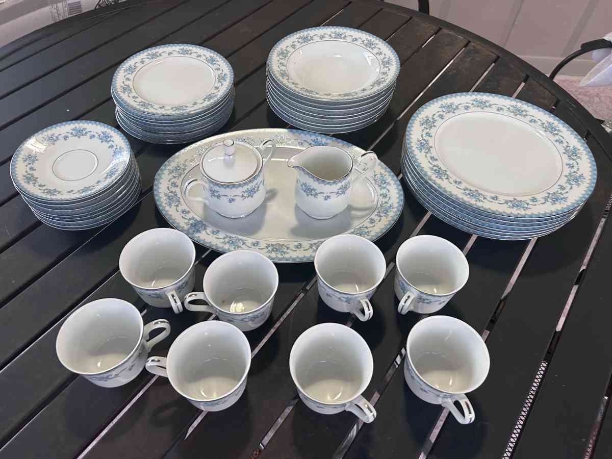 vintage collectible china - Temple, Texas - FleaMarketBay