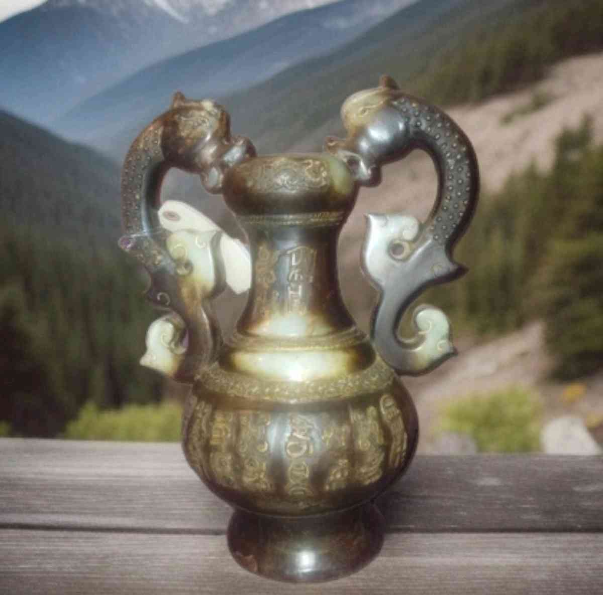 Chinese dragon vessel - Anaheim, California - FleaMarketBay