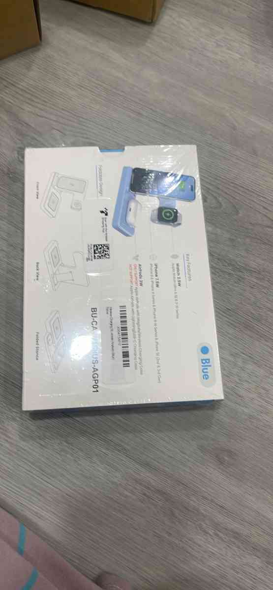Wireless Charging Station for Apple Devices - Cherry Hill, New Jersey - FleaMarketBay