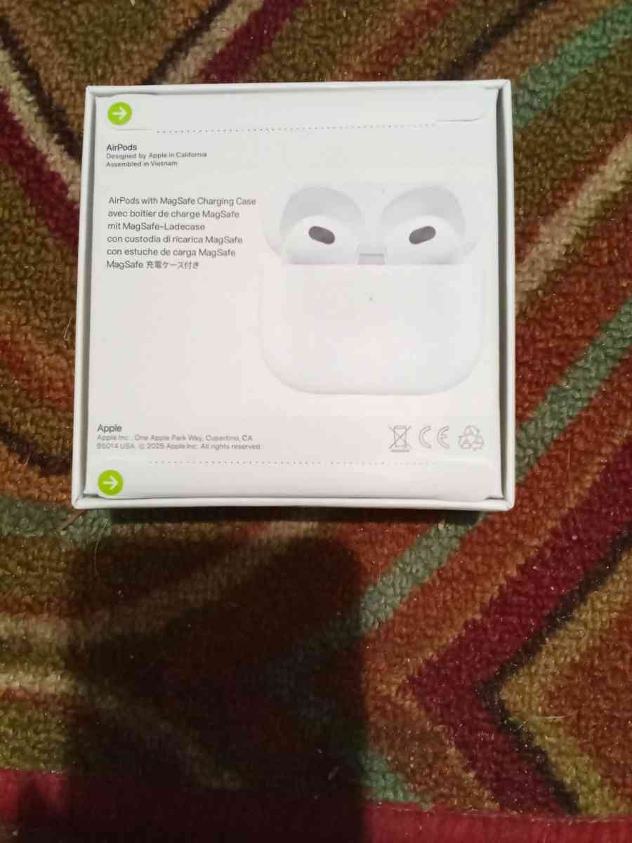 Apple Airpods 3rd Gen - Rocky Mount, North Carolina - FleaMarketBay