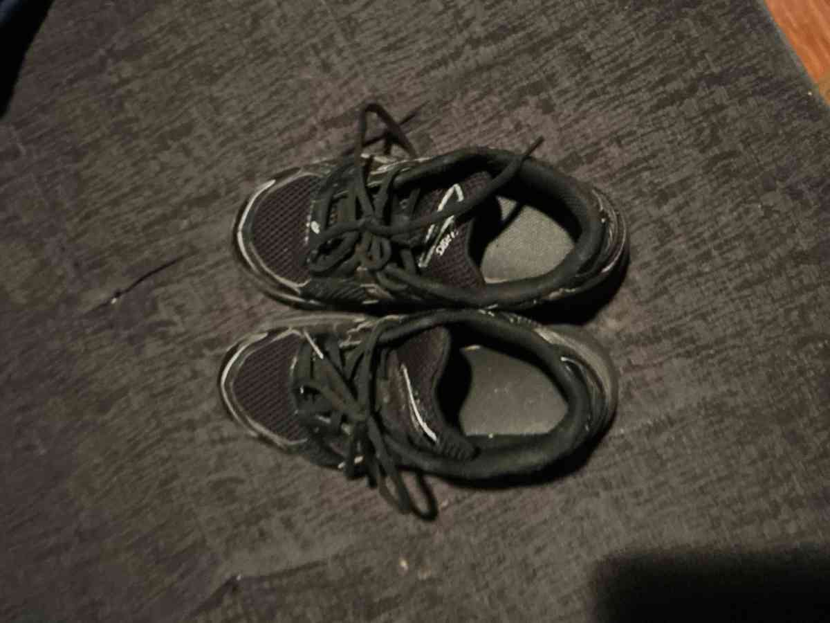 Ascis - Oxon Hill, Maryland - FleaMarketBay