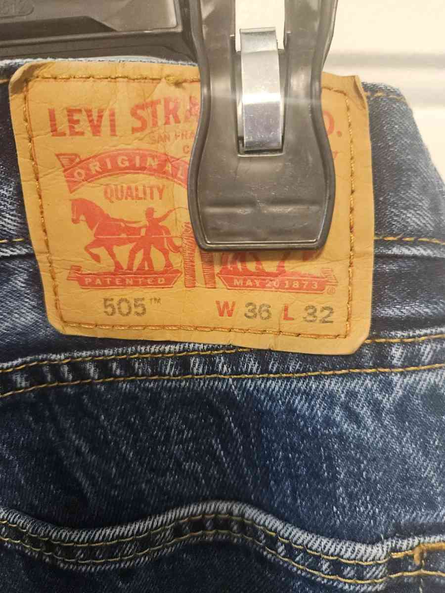 Levis 505 Mens Denim Jeans - Tulsa, Oklahoma - FleaMarketBay