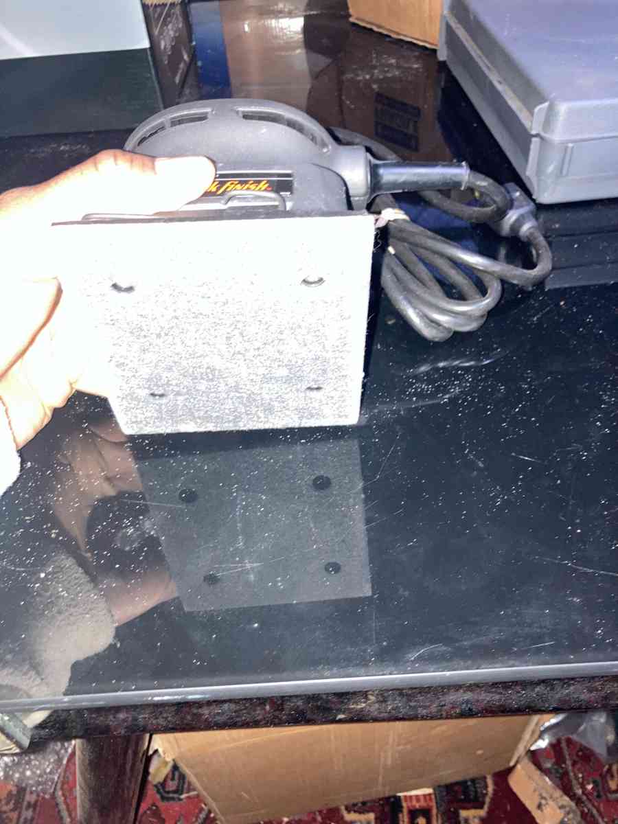 Black  Decker Quick Finish Power Sanding Block - Essington, Pennsylvania - FleaMarketBay