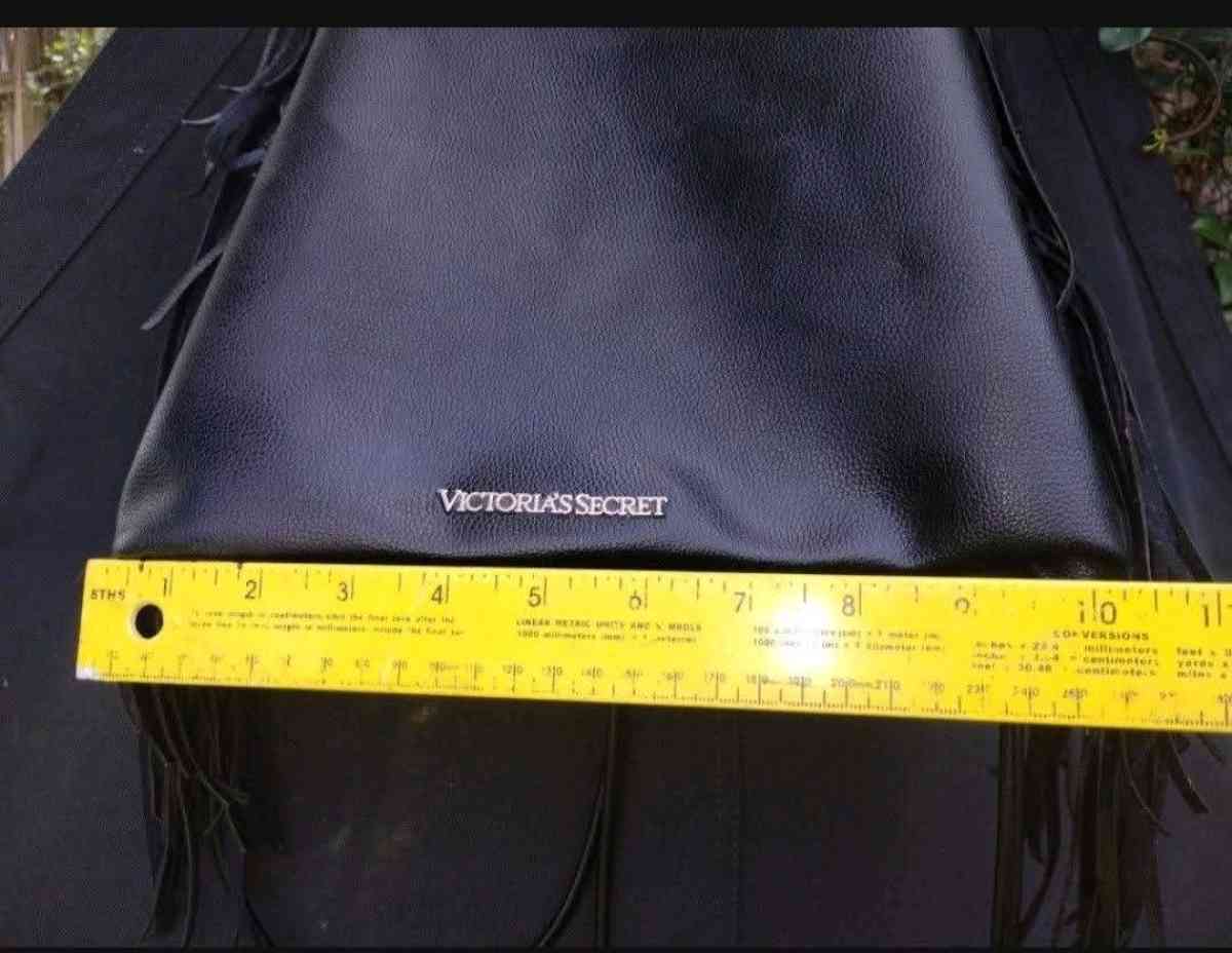 Victoria secret purse conway  florida 3281 - Orlando, Florida - FleaMarketBay