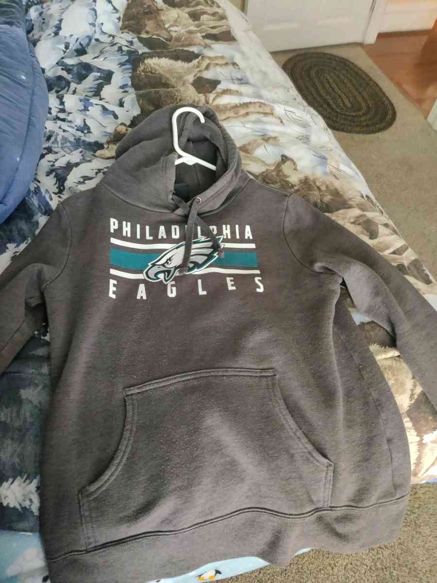 polo shirts eagles hoodie - Wilmington, Delaware - FleaMarketBay