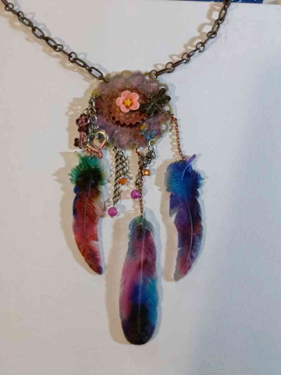 dreamcatcher made from you be resin and you be resin feather - Lufkin, Texas