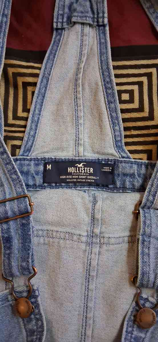 Hollister Overall shorts - Deridder, Louisiana