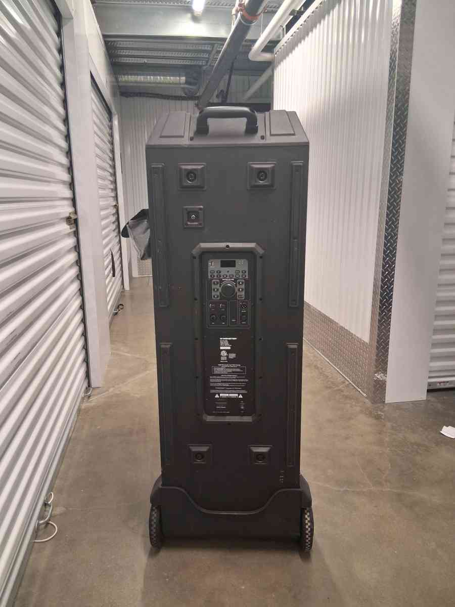MONSTER G130 Bluetooth speaker 5ft tall - Elk Grove, California - FleaMarketBay