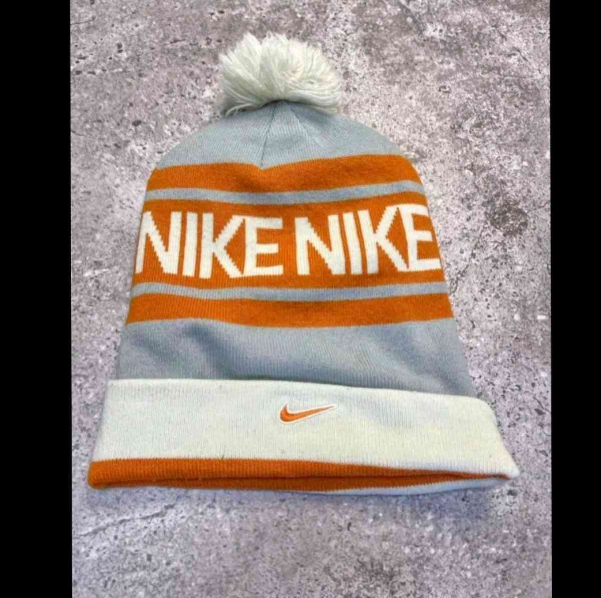 nike sports specialties hat - Alexander, North Carolina - FleaMarketBay
