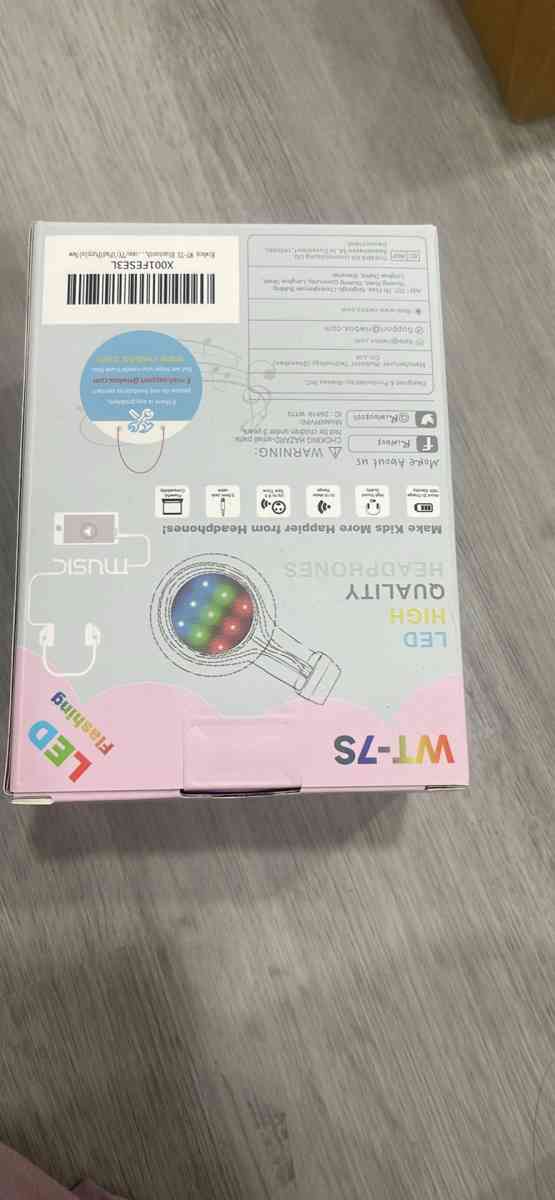 Kids Bluetooth Headphones Light Up - Cherry Hill, New Jersey - FleaMarketBay