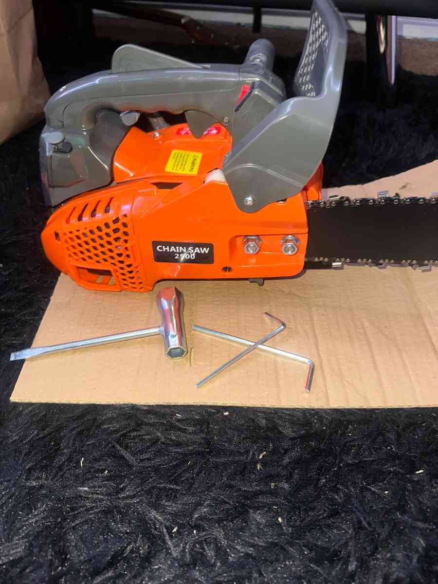 chainsaw - San Bernardino, California - FleaMarketBay