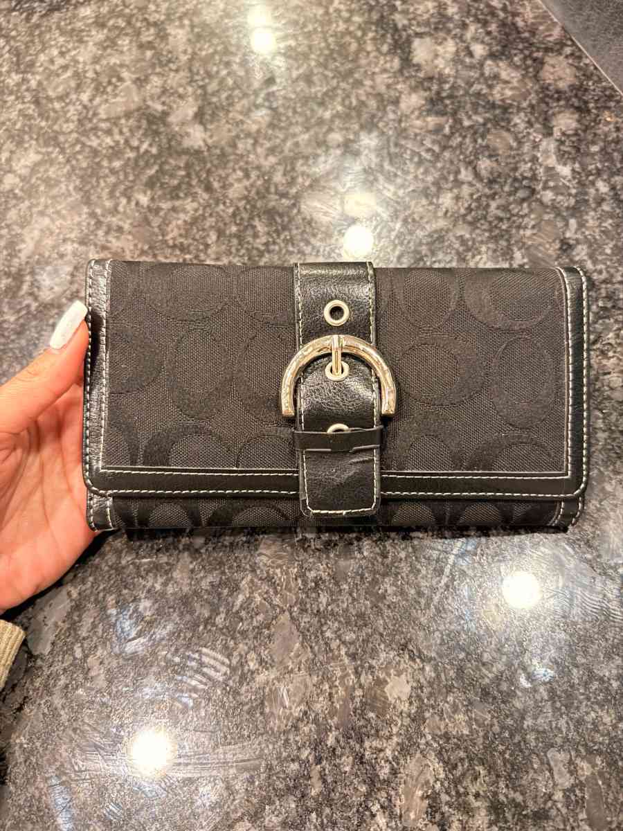 Monedero Coach - Abilene, Texas