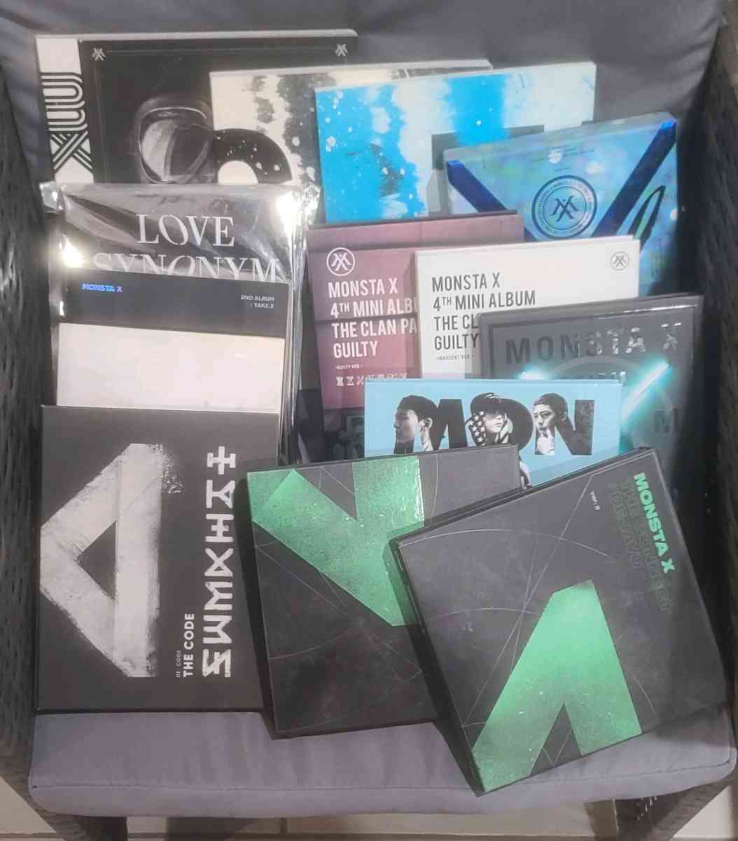 3 groups kpop - Colton, California - FleaMarketBay