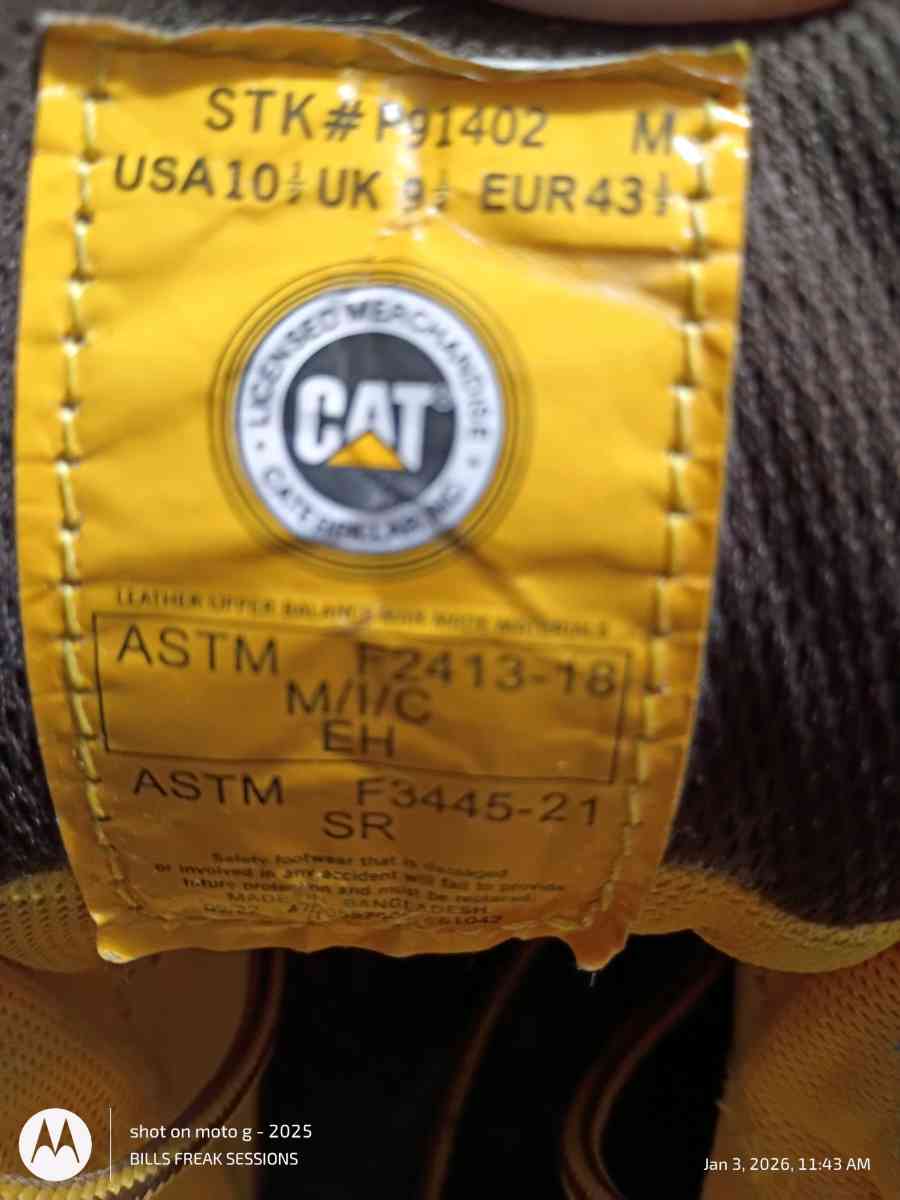 CATERPILLAR WORK BOOTS BRAND NEW WORN ONCE - Battle Creek, Michigan - FleaMarketBay