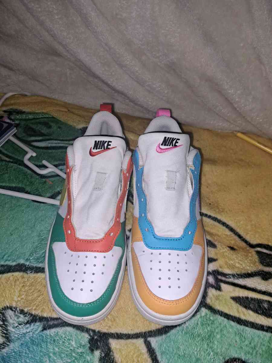 Nike multicolored shoes - Banner Elk, North Carolina - FleaMarketBay