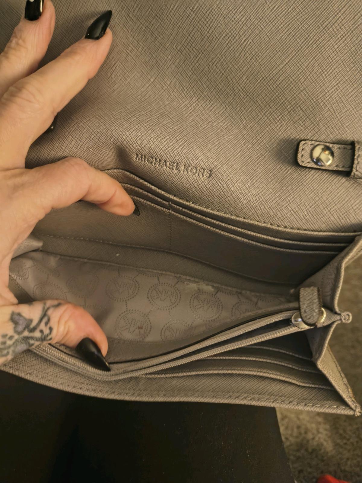 Michael kors purse - Alicia, Arkansas - FleaMarketBay