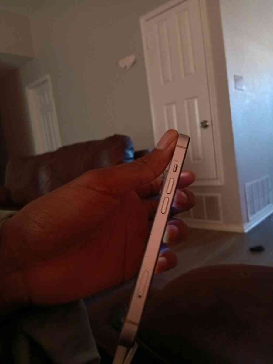 iphone 13 - Fort Worth, Texas - FleaMarketBay