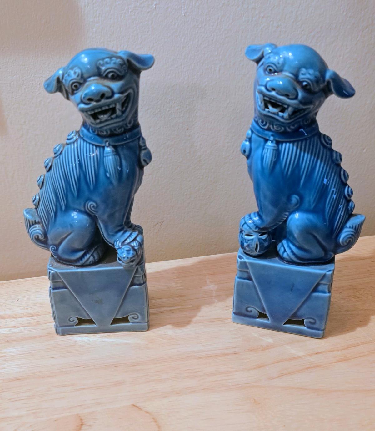 Pair of Vintage Chinese Porcelain Turquoise Foo Dog  Lion 6 - New Orleans, Louisiana
