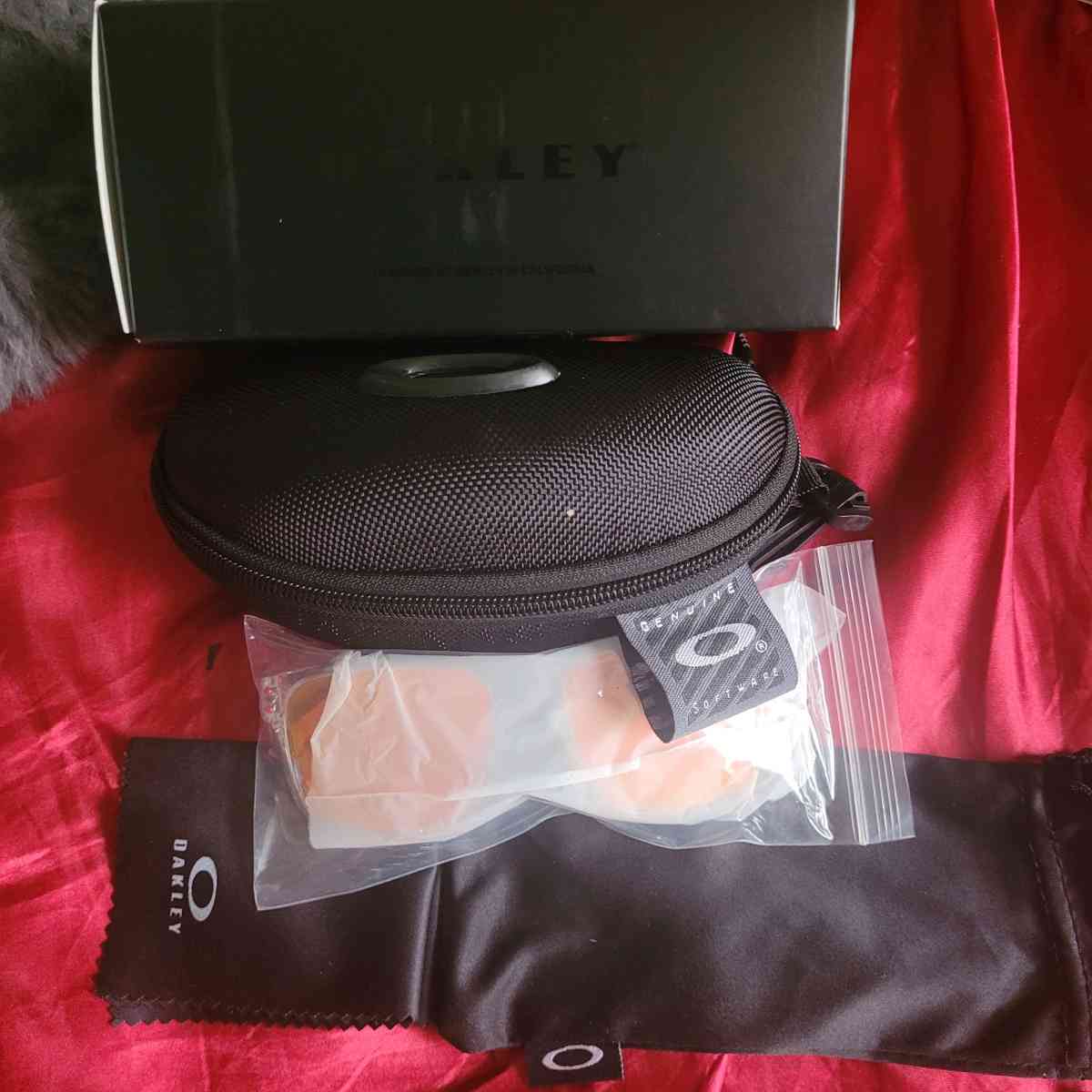 Oakley Holbrook Sunglasses New Authentic