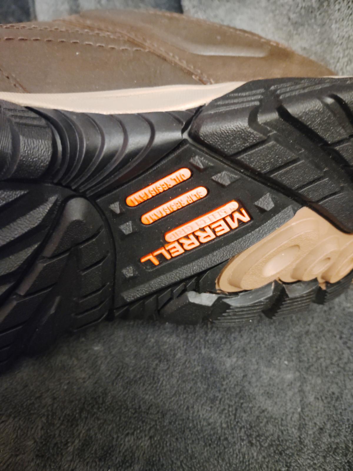 MERRELL Moab Adventure Carbon Fiber size 7 W - Virginia Beach, Virginia - FleaMarketBay