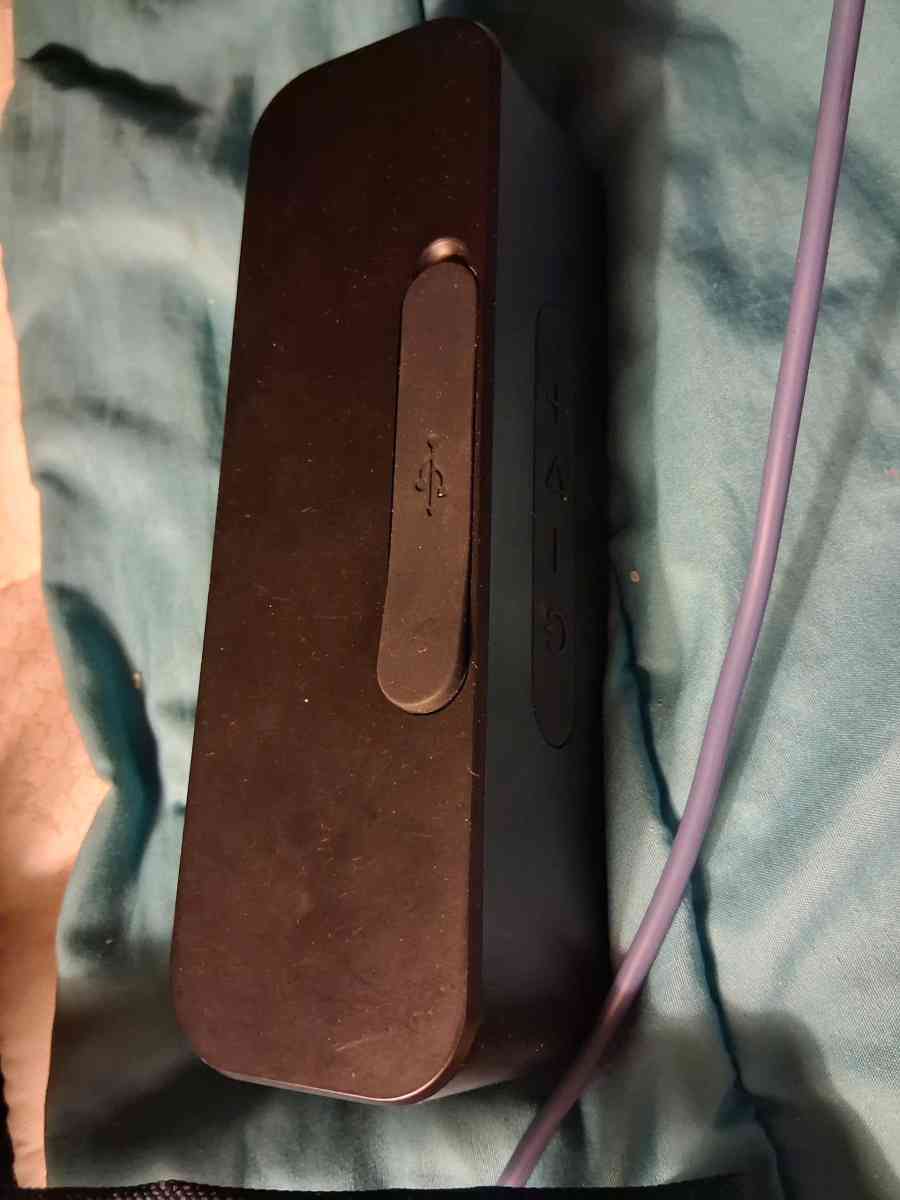 Bluetooth speaker - Rosenberg, Texas - FleaMarketBay