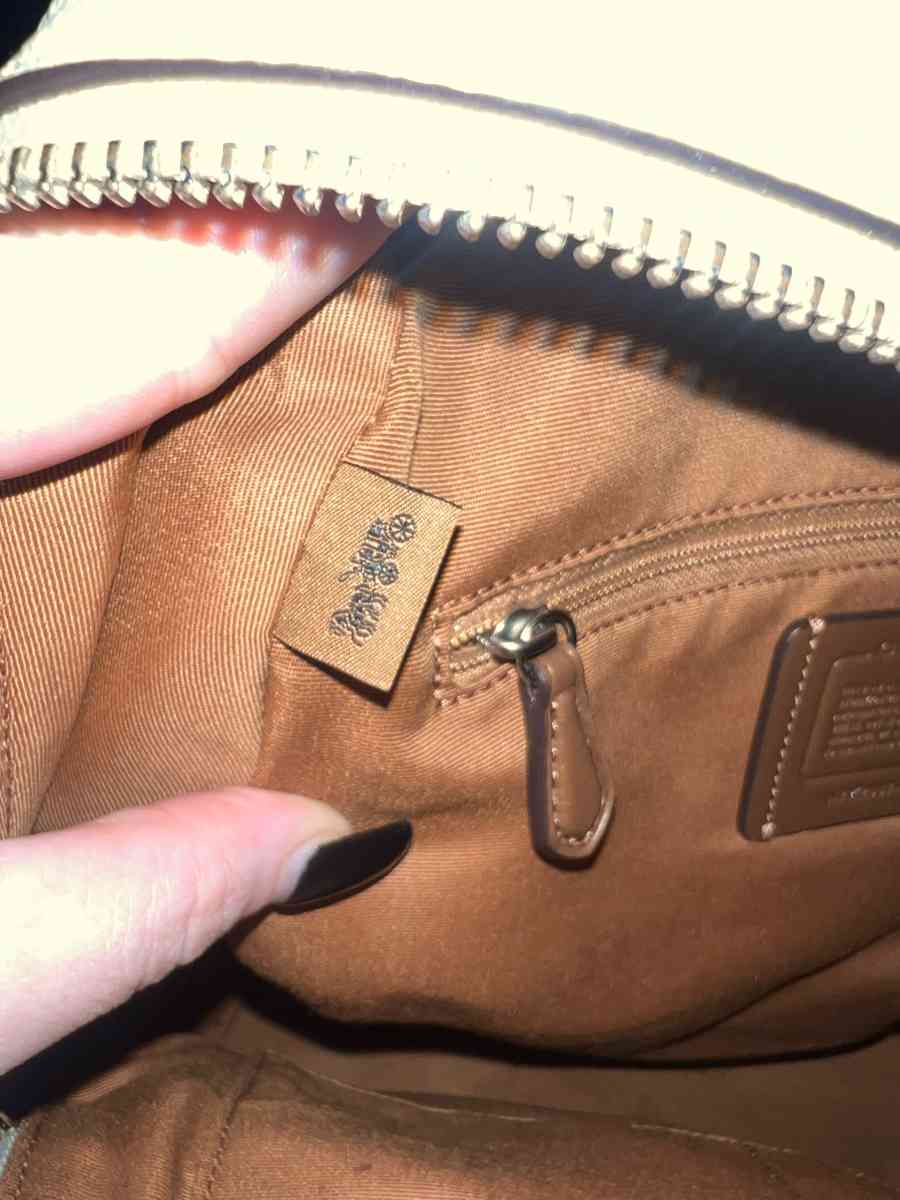 Coach Charlie Varisty Backpack - Lithia Springs, Georgia - FleaMarketBay