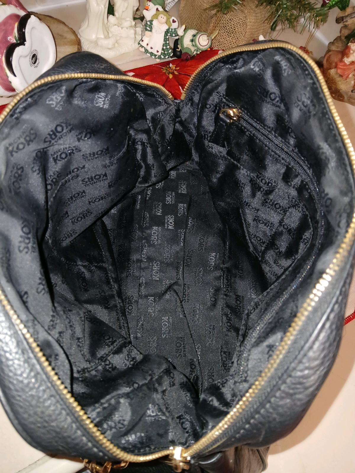 Mk purse - Fontana, California - FleaMarketBay