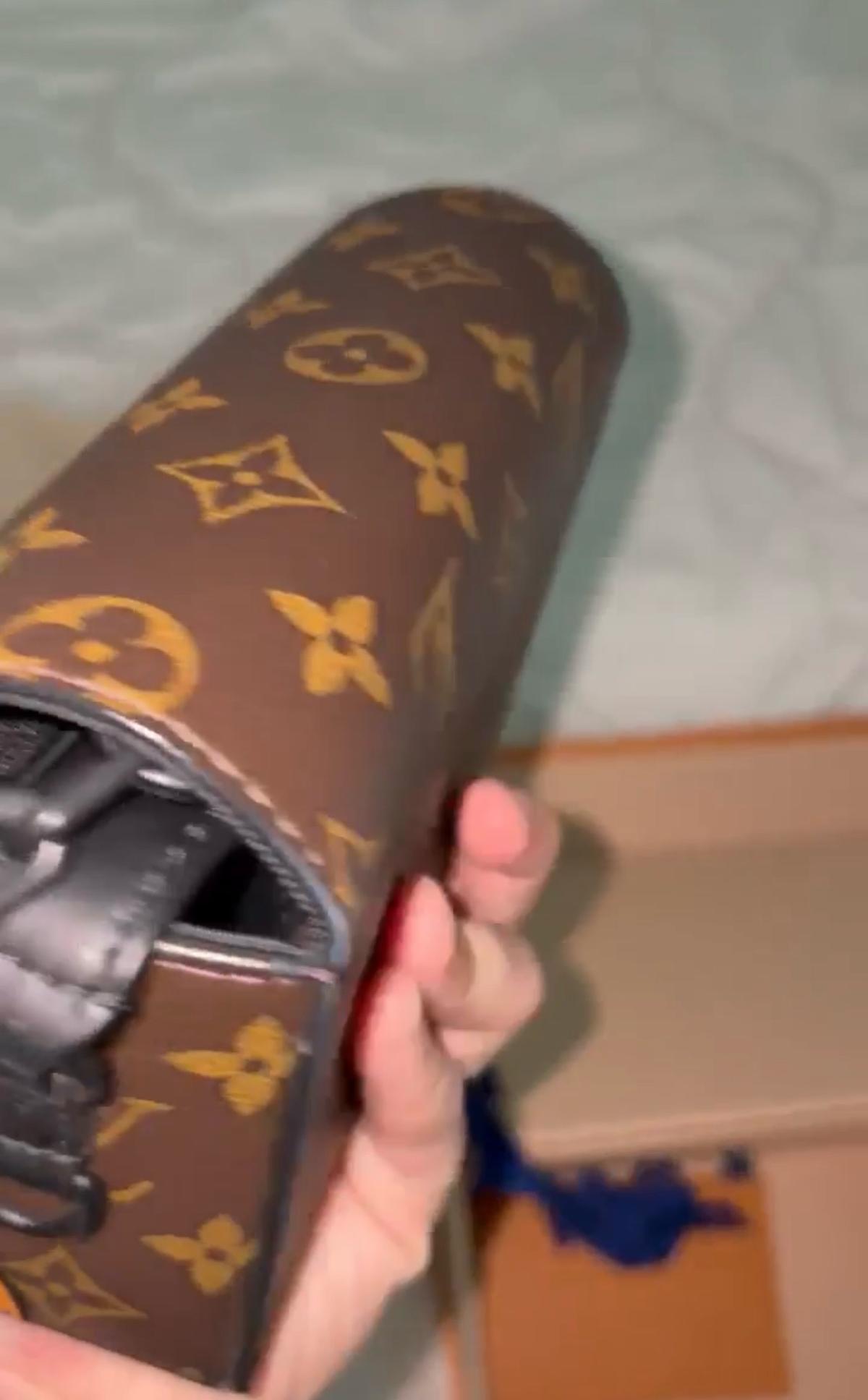 Louis Vuitton - Adelanto, California - FleaMarketBay