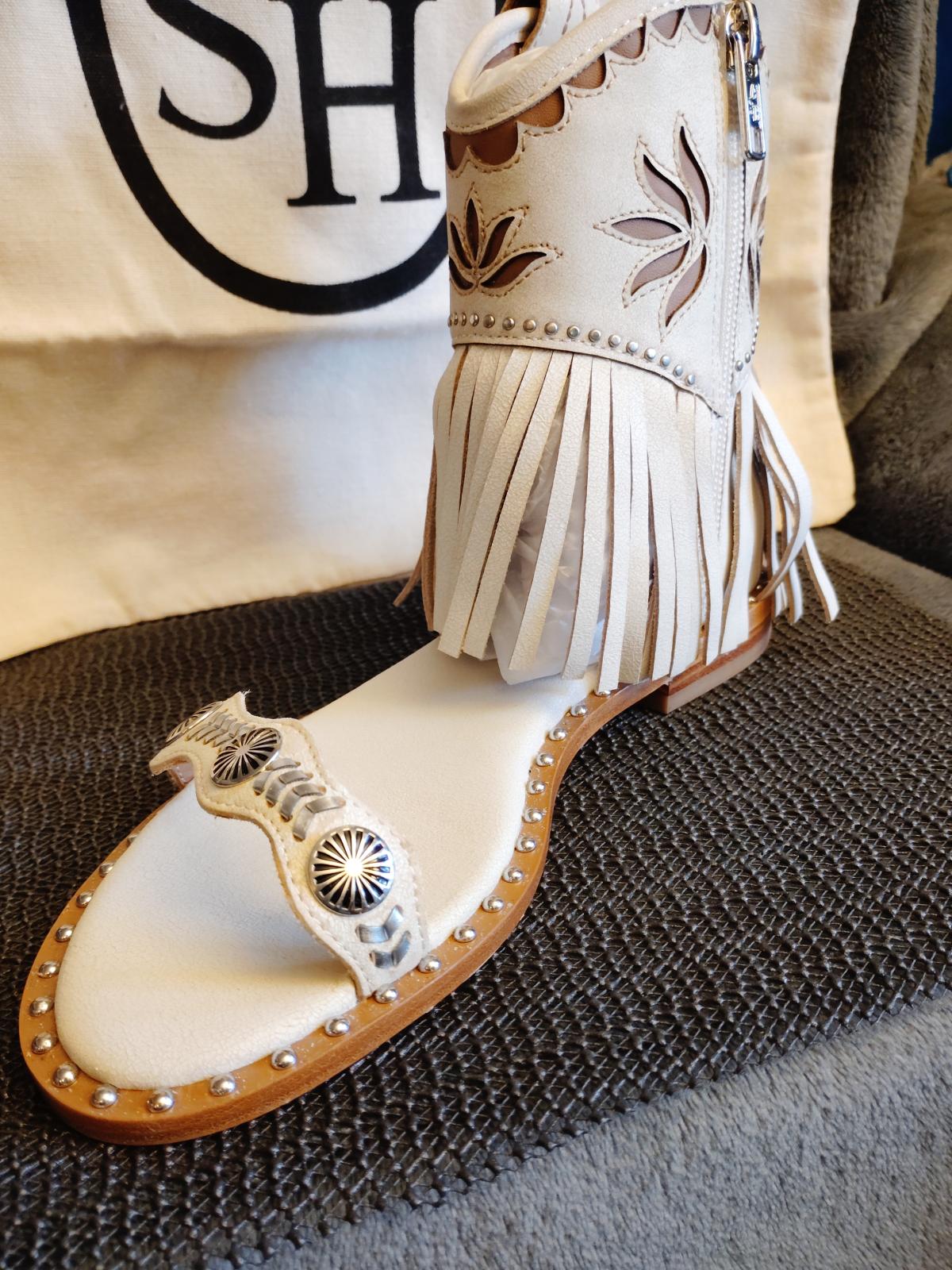 as-Paquito size 9 - Virginia Beach, Virginia - FleaMarketBay