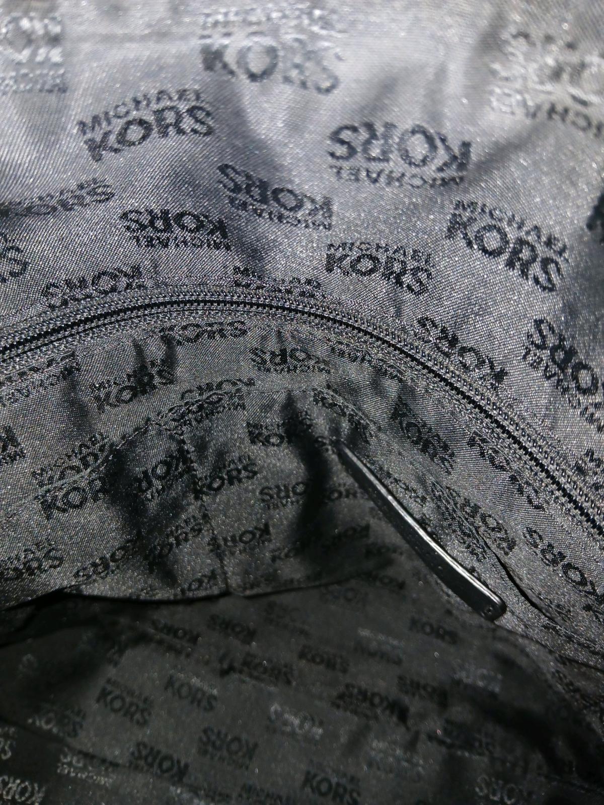 Mk purse - Fontana, California - FleaMarketBay