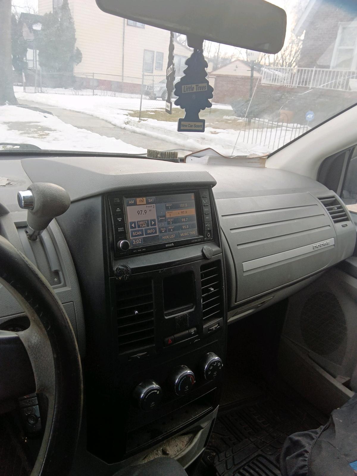 2008 Dodge Grand Caravan - Detroit, Michigan - FleaMarketBay