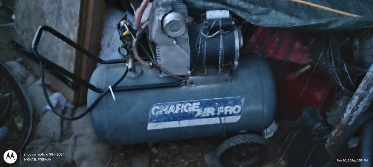 charge compressor runs great - Littlefield, Texas